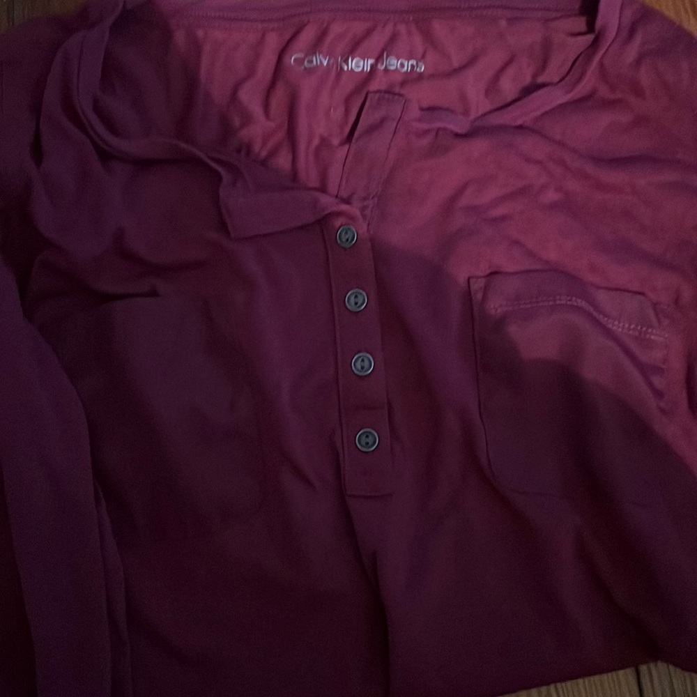 3/4 sleeve Calvin Klein shirt